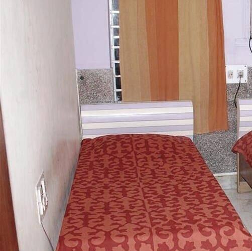 Prakash Tourist Home, Hassan 1